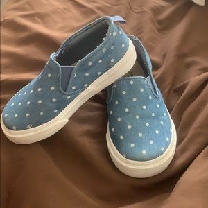 Baby gap poke a dot shoes